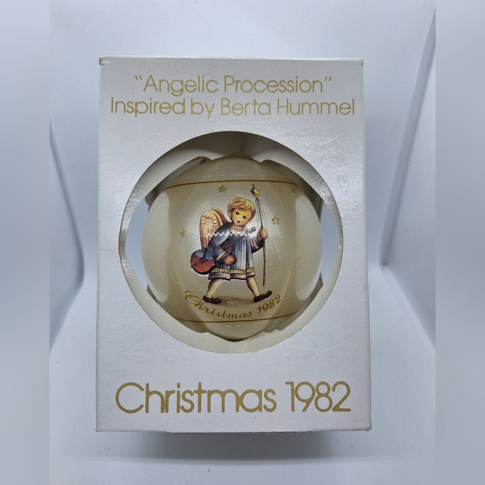 Schmid Berta Hummel‎ Christmas ornament bulb ball N 1982 Angelic Procession